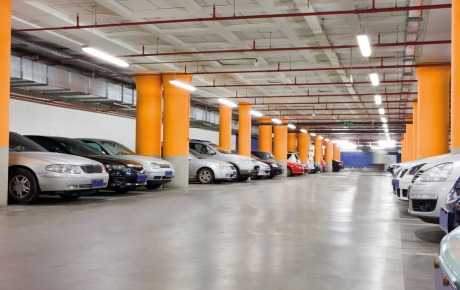 5 yıldızlı otellere, her 3 oda için bir park yeri zorunluluğu