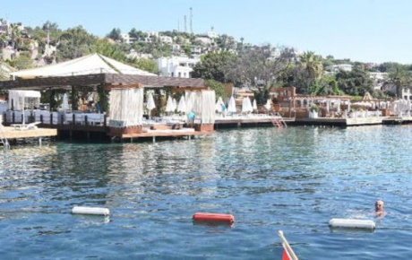 Bodrum’da iki beach club’ta silahlı saldırı: 1 ölü, 4 yaralı