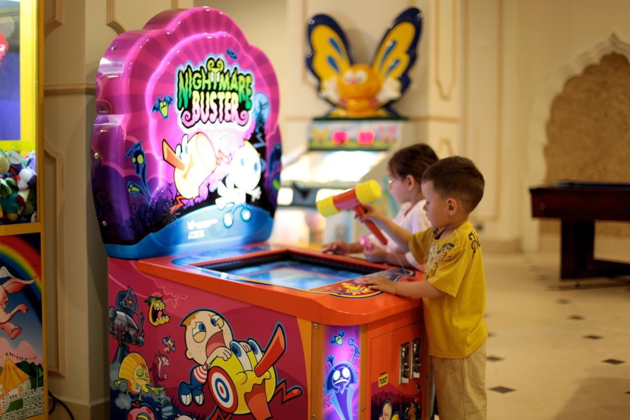  Çocuklar Güral Premier Tekirova’ya emanet 