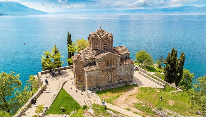 Jolly Tur, yılbaşı coşkusunu yaşamak isteyenleri Balkanlara davet ediyor