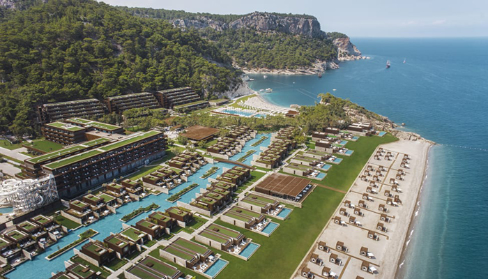 Maxx Royal, Rusya'da en pahalı paket turu ne kadara sattı?
