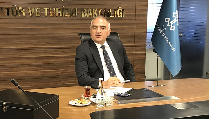 Paralı 'halk plajı' uygulaması Bodrum ve Çeşme'de başlıyor