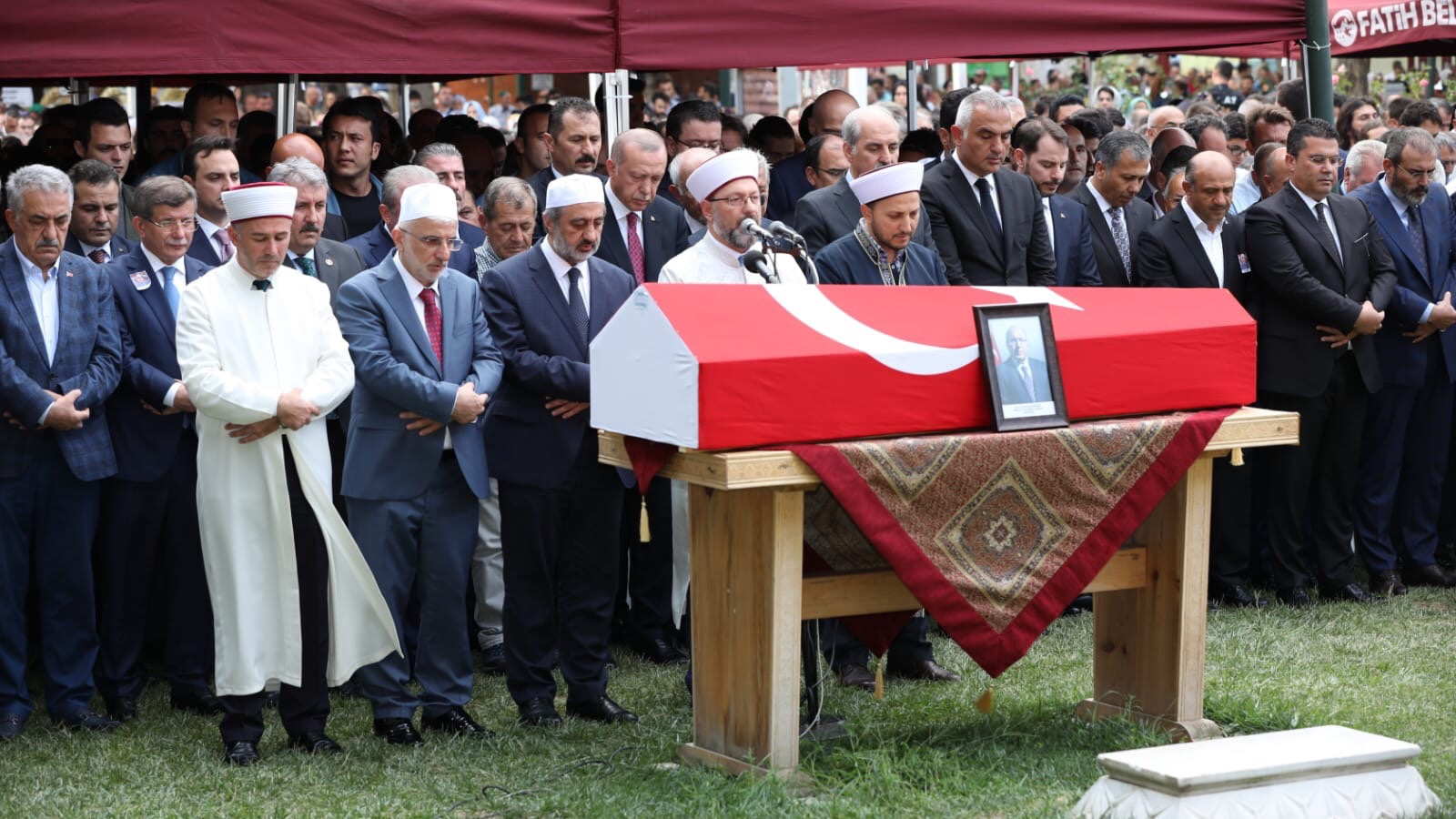 Ahmet Haluk Dursun son yolculuğuna uğurlandı