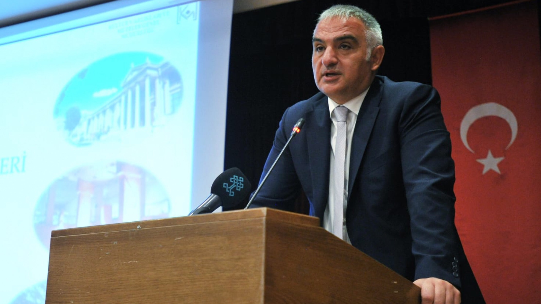 ‘’Önemli olan müzeleri dünyadaki emsalleriyle aynı fiyata satmak’’