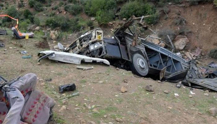 Tunus'ta tur otobüsü faciası, 24 ölü 19 yaralı