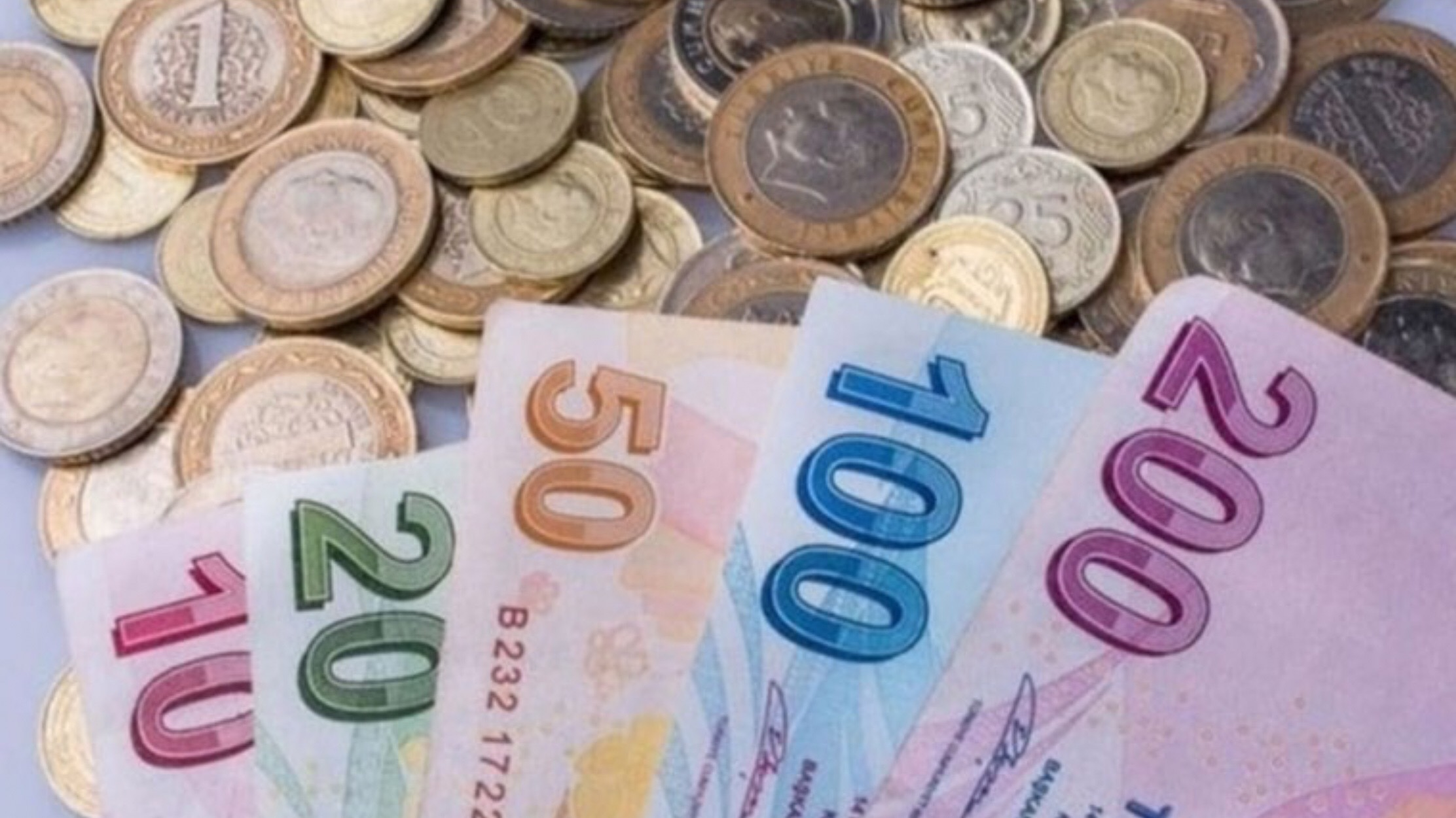 Asgari ücret ve AGİ ne kadar oldu?