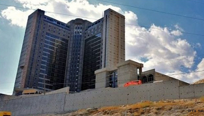 İnşaat halindeki 5 yıldızlı otel 94 milyon liraya icradan satılık