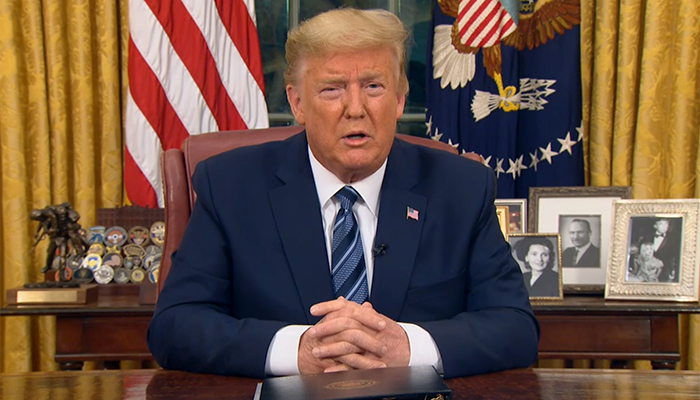 Trump tüm Avrupa'ya uçuş yasağı getirdi