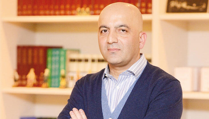 Otelleri de bulunan ünlü iş adamı tutuklandı