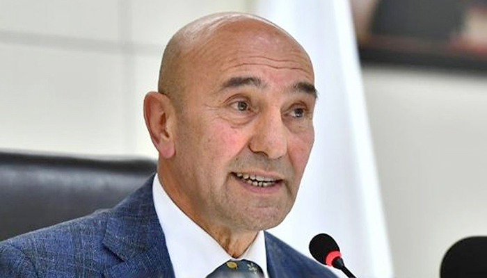 Tunç Soyer, 'İzmir Turizm Stratejisi'ni Ersoy'a sundu