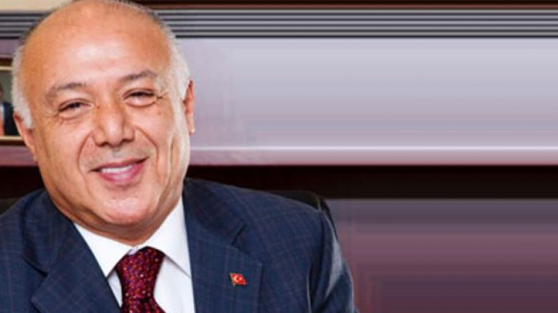Adil Üstündağ’ın başı alacaklılarla dertte: Bu sefer oteli bastılar