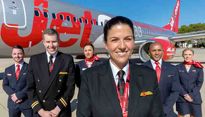 Jet2 102 pilotu işten çıkarıyor