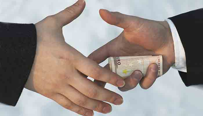 Kervansaray Otellerine kayyum atanırken rüşvet verildi iddiası
