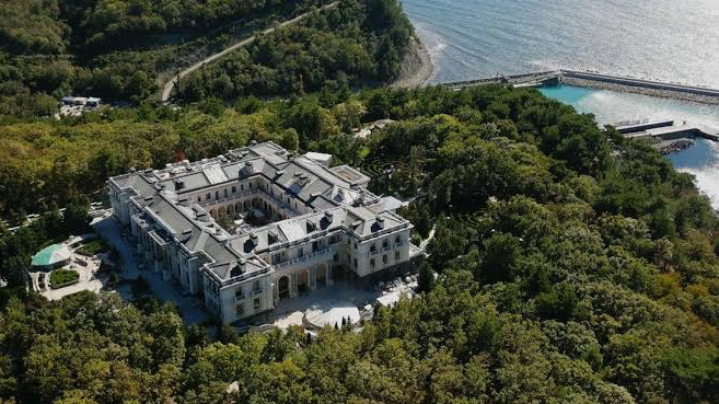 ‘’Putin’in sarayı’’ denilen yerin otel olduğu ileri sürüldü