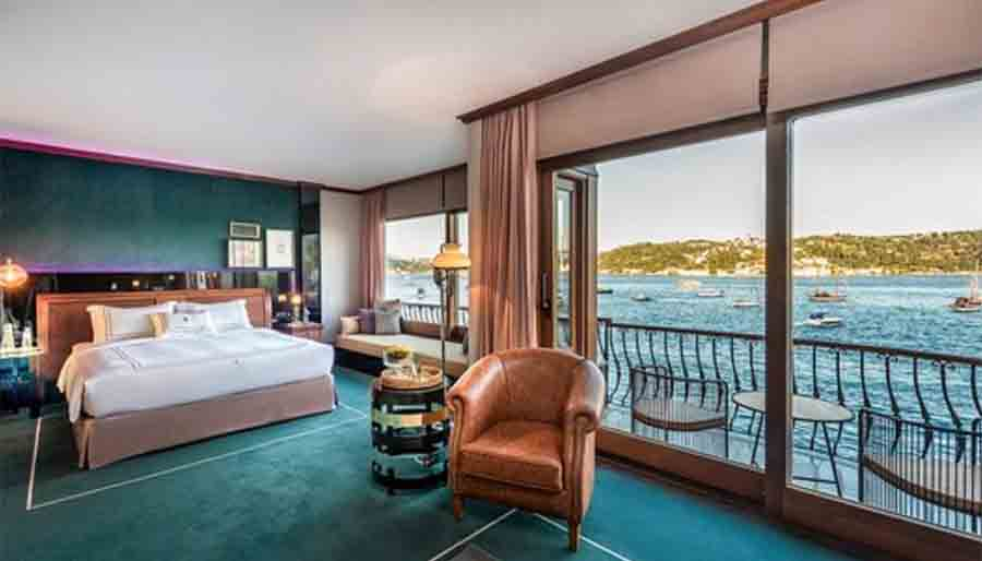 Bebek Otel 'parti' nedeniyle kapatıldı
