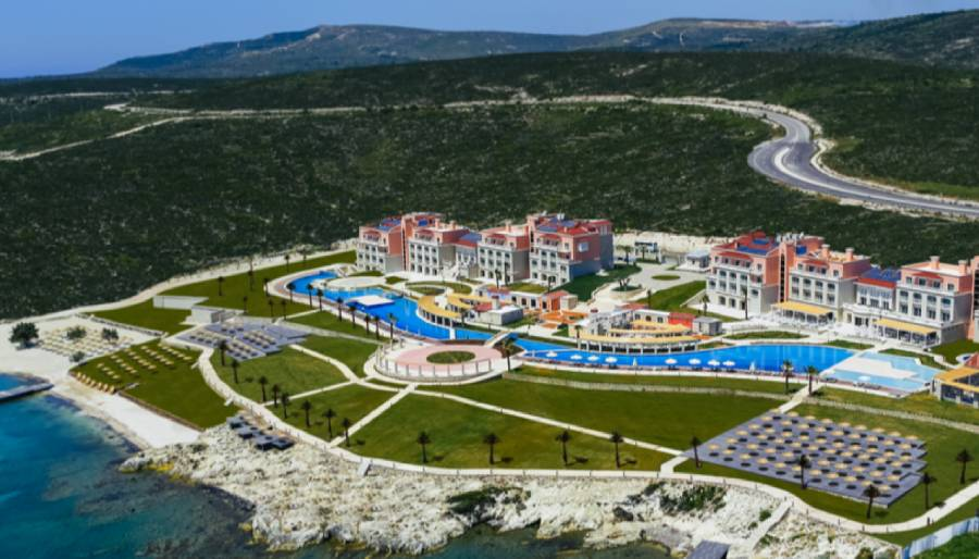 DoubleTree by Hilton Çeşme Alaçatı Beach Resort açıldı