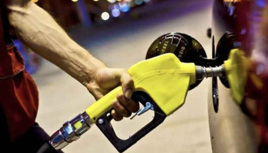 Benzine ve motorine yeni zam