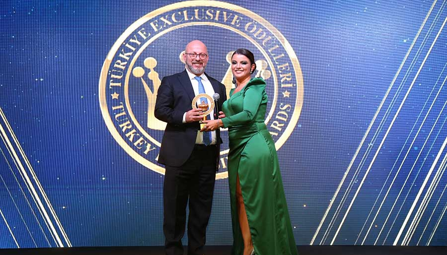 “Yılın Başarılı Tur Operatörü” Ödülü Jolly’nin oldu