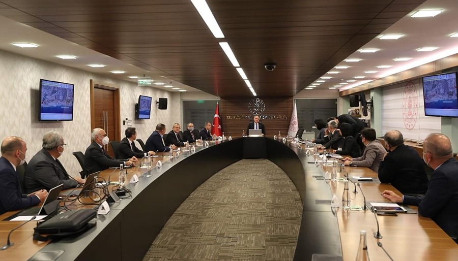 Antalyalı turizmciler Mehmet Nuri Ersoy'u ziyaret etti 