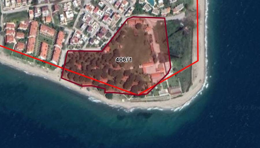 Edremit’te 200 milyon liraya denize sıfır arazi