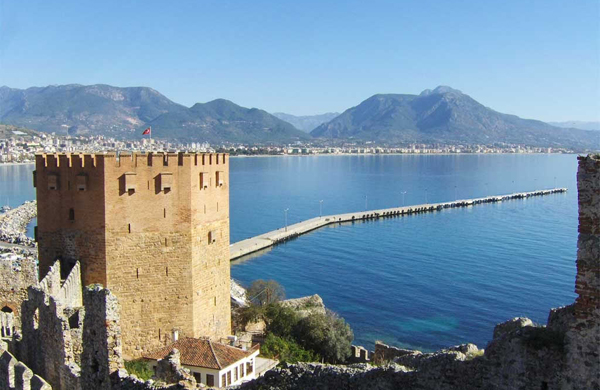ALTSO Alanya turizminin sırtındaki dört kamburu açıkladı