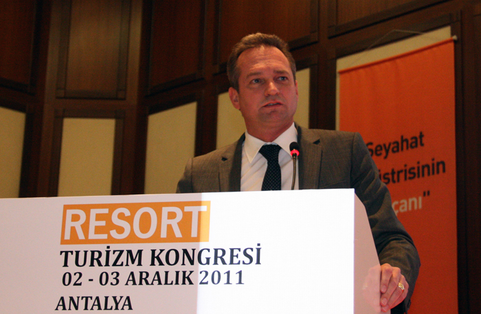 REWE CEO'su Hartmann: Küresel kriz seyahat pazarını daraltacak
