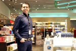  Bunlar da Duty-Free çalışanlarının kıyafetleri