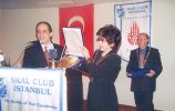 Hülya Aslantaş kimdir?