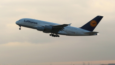 Lufthansa 10 yıl sonra yeniden Münih’ten İstanbul’a uçuş başlattı