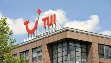 TUI Group, İran savaşı sonrası 2026 büyüme beklentisini askıya aldı