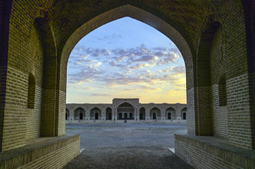 İran, seyahat acentesinden hizmet almayan turiste vize vermeyecek