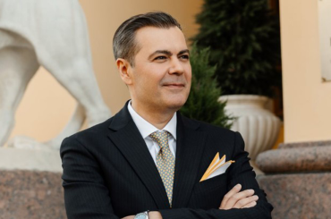 Özgür Sezercan, Four Seasons Hotel Lion Palace St. Petersburg’un genel müdür oldu