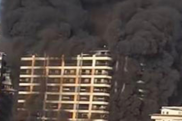 Antalya’daki otel inşaatında yangın, 4 işçi mahsur kaldı