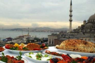 Rus turistlerden tepki: Türkiye'de gıda Fransa'dan daha pahalı