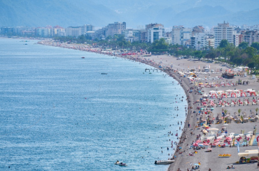 Rus turistlere mayısta Türkiye tatili uçak biletinden daha ucuz