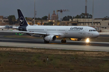 Lufthansa’dan kış sezonunda çok sayıda uçuş iptali