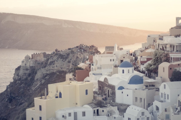 Yunanistan tatil adalarında otel yatırımlarını sınırlıyor