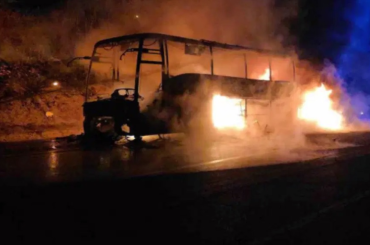 39 yolcusu bulunan otobüste yangın