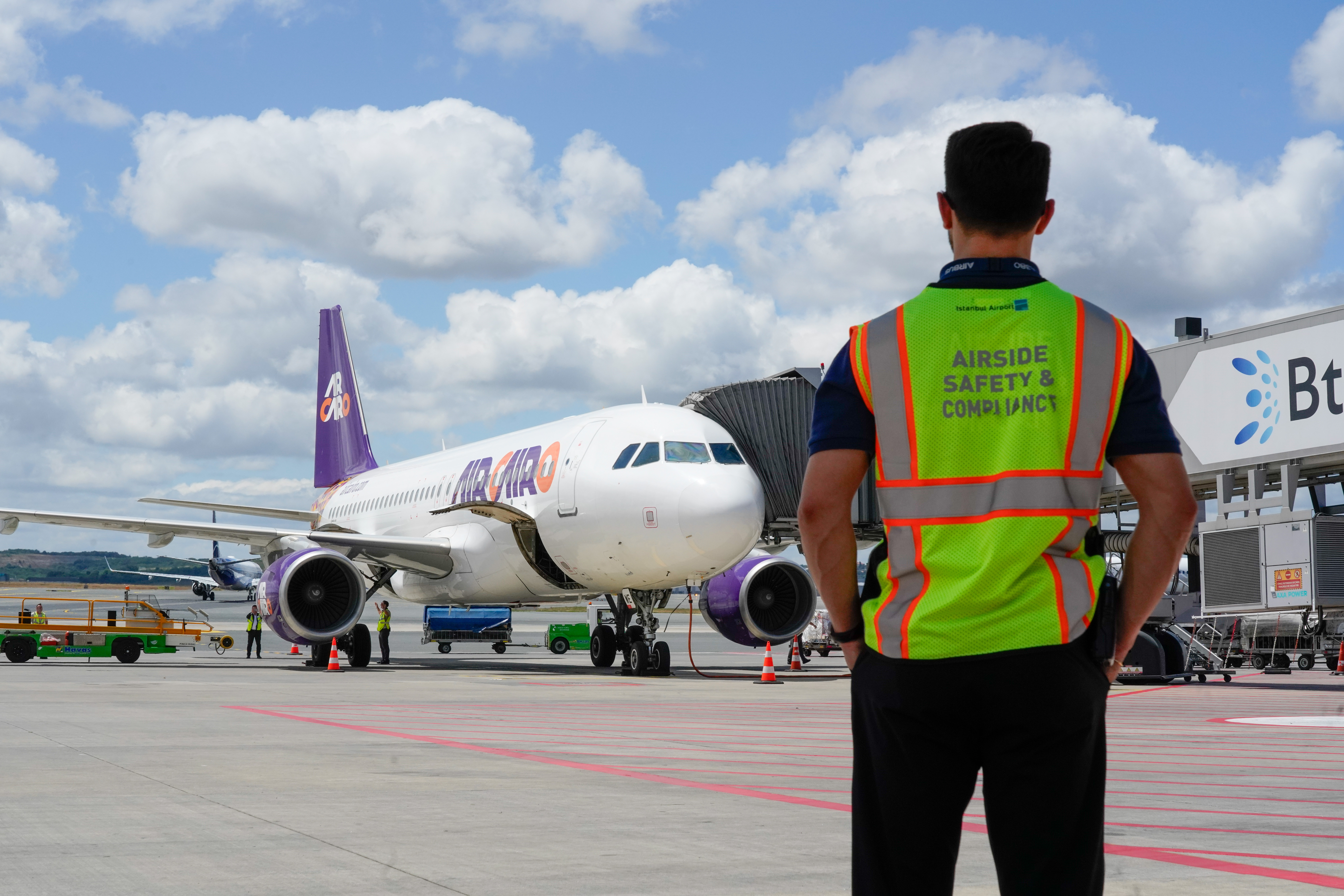 AIRCAIRO, Mısır'ın Kahire şehrinden İstanbul Havalimanı'na ilk uçuşunu gerçekleştirdi