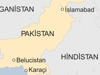 Pakistan'da otobüse saldırı: 14 kişiyi katletiler