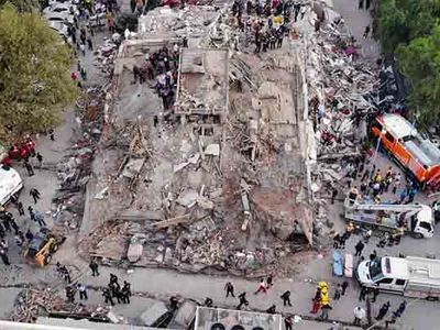 İzmir'de depremzedeleri ücretsiz konaklatan 13 otel