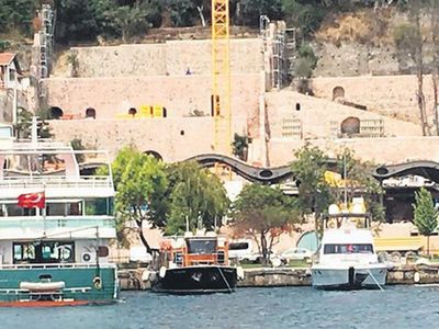 'Divan Oteli inşaatı, kurul kararına rağmen devam ediyor' iddiası
