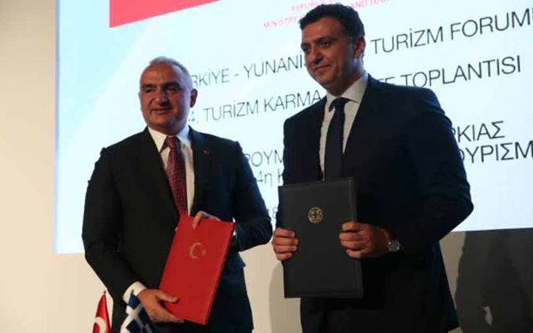 Mehmet Nuri Ersoy: Vize turizme engel olmasın