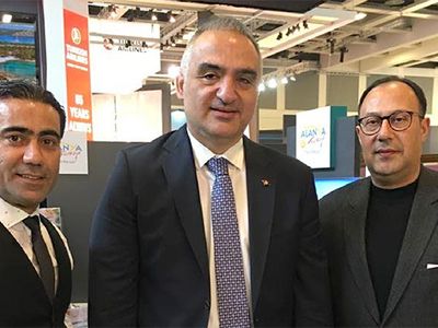 ‘’Kiminle konuşsak ‘rakamlar çok iyi, turist akını olacak’ diyor’’