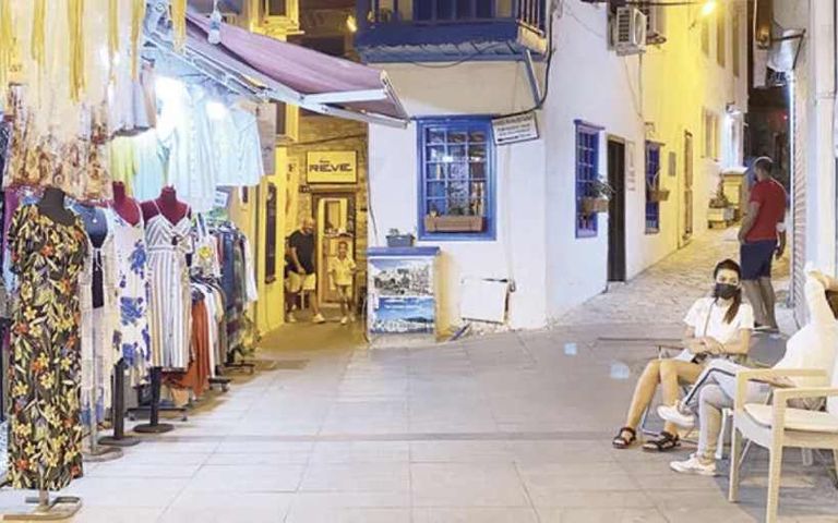 Marmaris hayalet şehre döndü, turizmciler çağrı yaptı