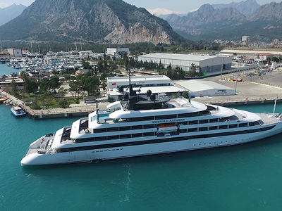 Antayla’ya 2022’nin ilk kruvaziyer gemisi geldi