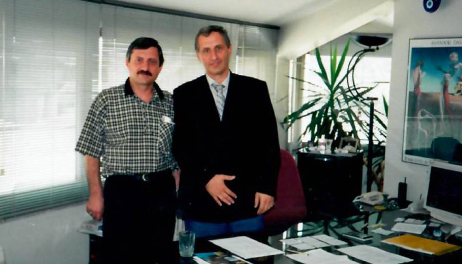 Erdem Çayırlı kimdir?