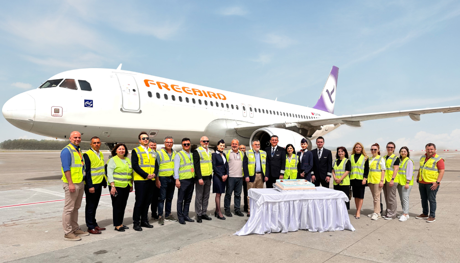Freebird kuruluşunun 23. yılını Antalya Havalimanında kutladı