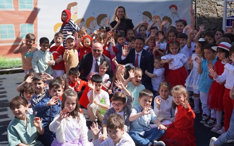 Mete Vardar'dan sosyal sorumluluk projesine ziyaret