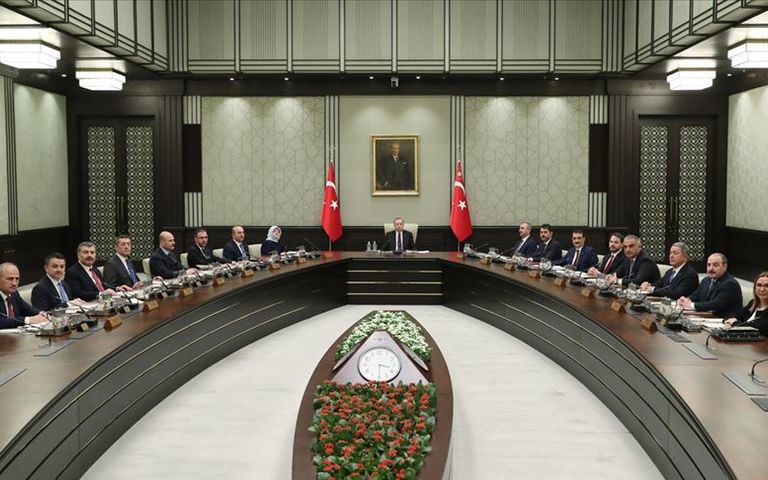 Yeni kabinede kimlerin isimleri geçiyor?
